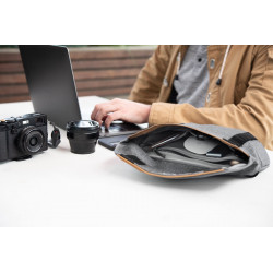 Peak Design Field Pouch Charcoal v2 - Grafitowy, z paskiem