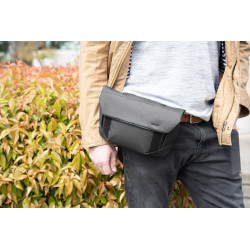 Peak Design Field Pouch Black v2 - Czarny, z paskiem